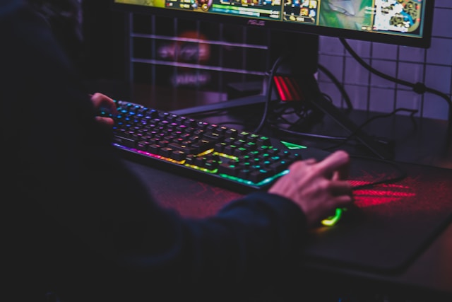 Creating Addictive Game Loops Strategies Inspired by CSGO Gambling Sites
